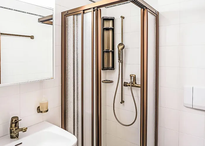 Chesa Trais Dschembers By Interhome アパート *