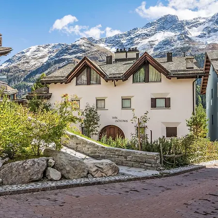 Chesa Trais Dschembers By Interhome Apartamento *