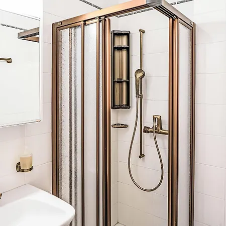 Chesa Trais Dschembers By Interhome Apartamento *